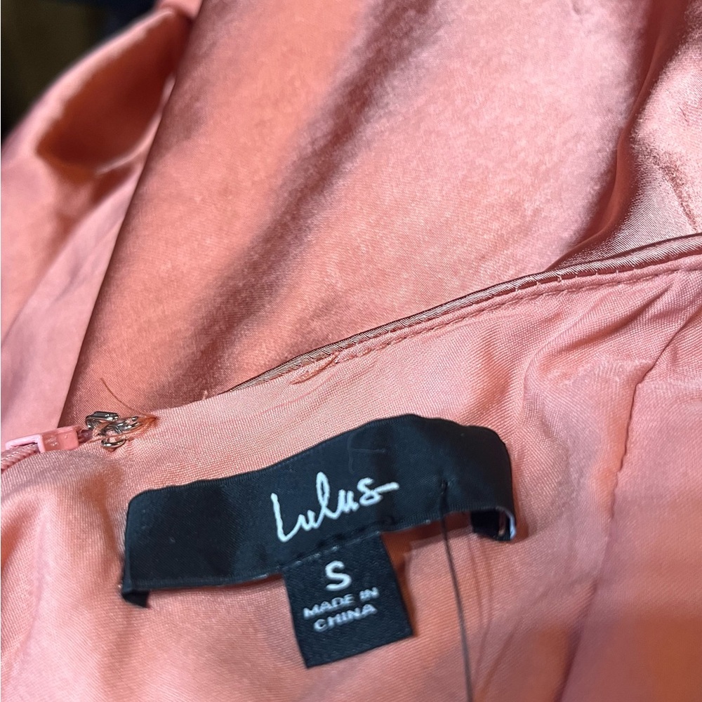 Lulu’s Small burnt peachy orange soft silky formal 2015 - Picture 11 of 12